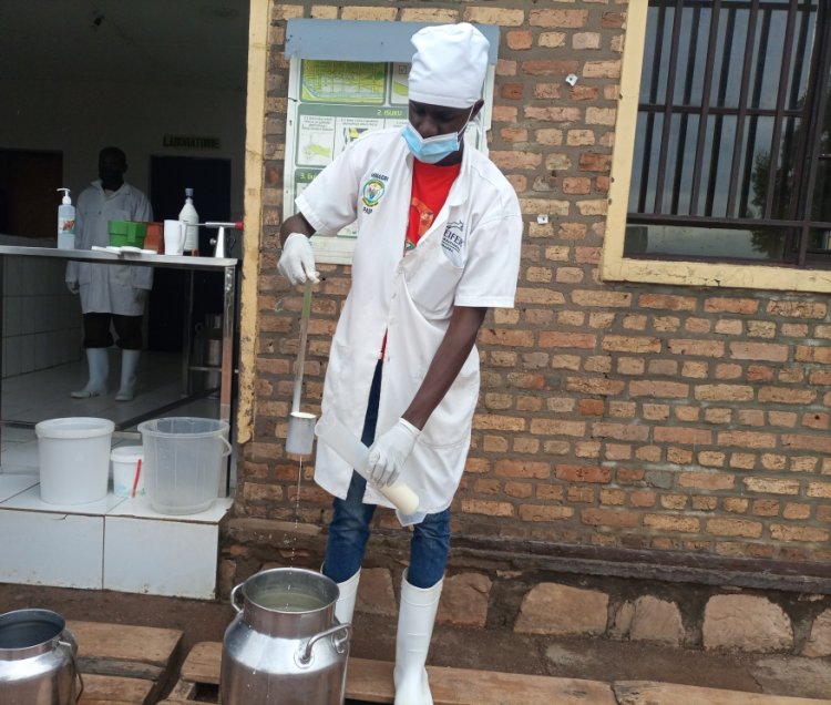 Kamonyi: Abamamyi barabangamira imikorere y'ikusanyirizo