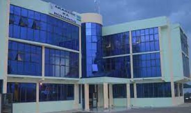 Ruhango: Bahangayikishijwe  n'abajura  biyoberanya bakitwaza ibipfurumba by'amafaranga